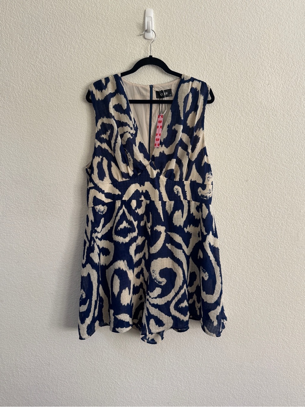 Cider Blue and Cream Printed V-Neck Romper - Picture 2 of 5